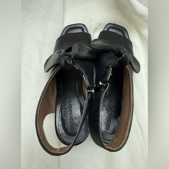 Bernardo Luna Black Leather Knot Peep Toe Sandals Block Heel Boho Size 7 - Picture 6 of 10